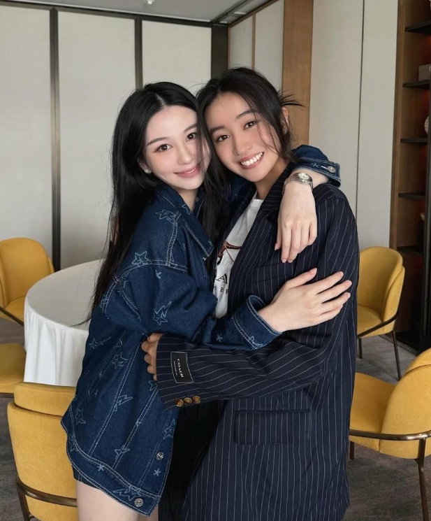 沈月（左）與木村光希。（圖／翻攝沈月IG）​